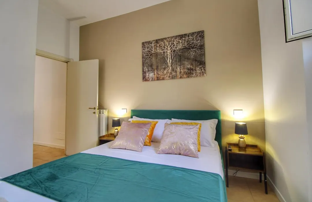 Germanico Apartment At Vatican Museum - By 101Flats-1